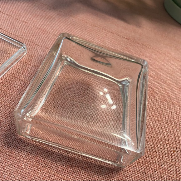 Colonial Woman’s Bust Engraved On A Cut Glass Trinket / Cigarette Box - Picture 3 of 12